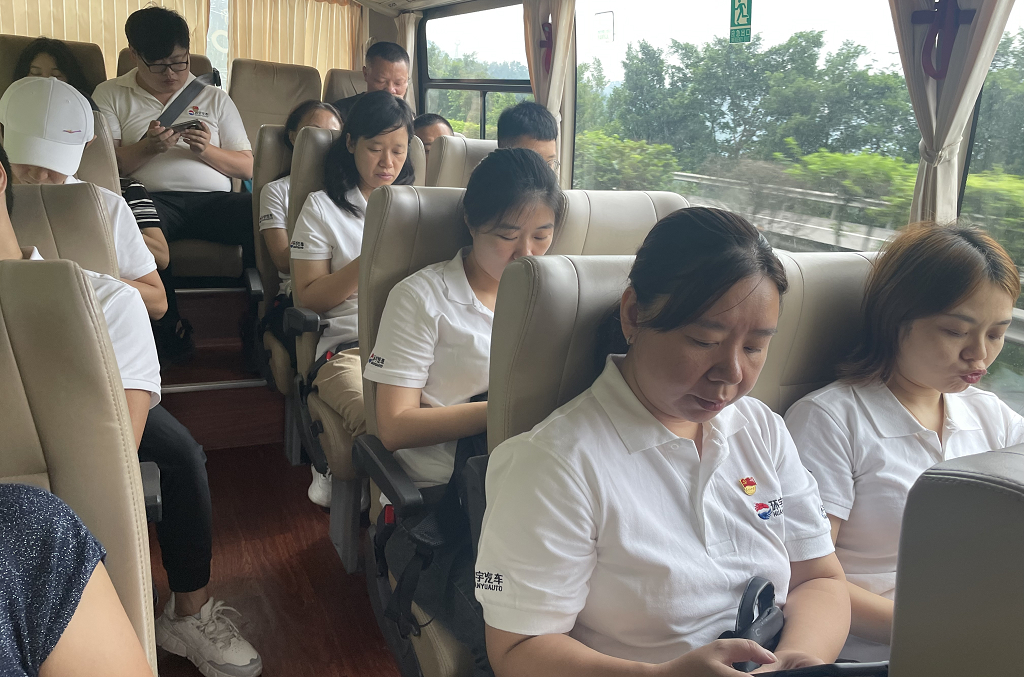 雄关漫道真如铁，而今迈步从头越-----环宇好车党支部庆祝建党 102 周年主题活动