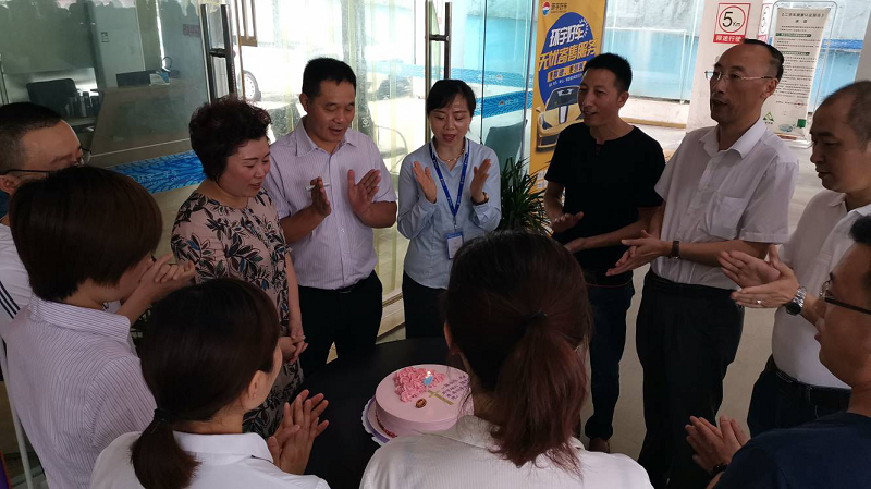 环宇汽车成立19周年简讯