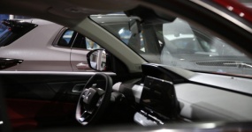 俄媒点名2026“值得期待”新车：OMODA、JAECOO、TENET将上新，长安Deepal入局