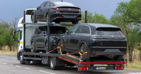 哈萨克斯坦对增程车“开闸”：2026年起EREV进口零关税