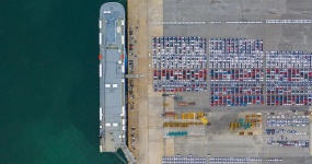 汽车出口新里程碑的三重意义 | 评论                 