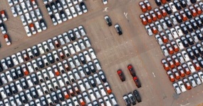 俄罗斯远东8个月进口28.44万辆车：海参崴吞下七成，乌斯里斯克近翻倍
