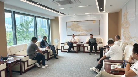 巴南区商务委党组书记叶奇赴中国（重庆·巴南）二手车出口基地调研检查