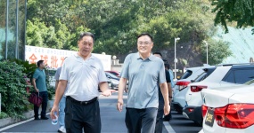区人大常委会“企业吹哨·部门报到”走进环宇汽车 现场会商助企纾困